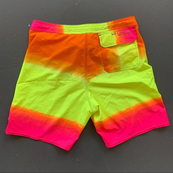 Billabong Platinum Boardies Board Shorts, Size 30 - Picture 5 of 5